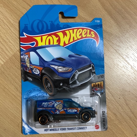 🍂 4/$20 🍂 New! Hot Wheels HW Metro Ford Transit Connect - Picture 1 of 4